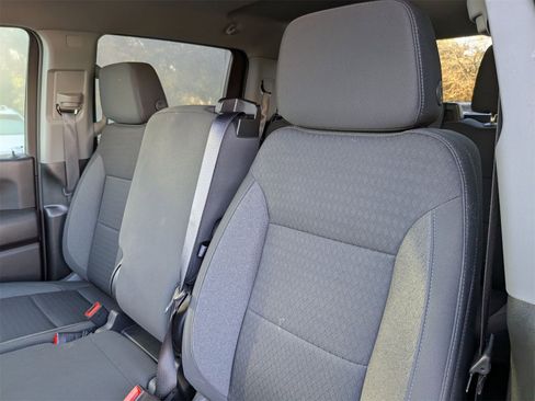 Used 2024 Chevrolet Silverado 1500 Custom image 15