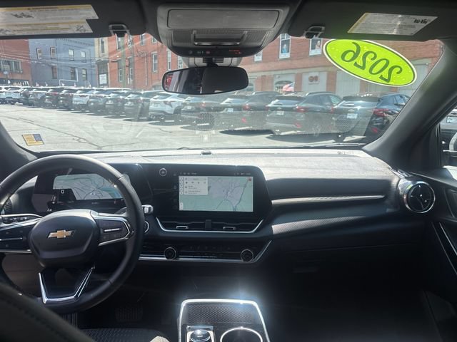 Used 2026 Chevrolet Equinox LT AWD/4WD image 12