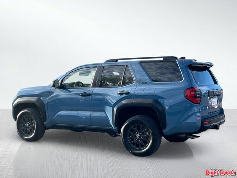 Certified 2025 Toyota 4Runner SR5 RWD image 5