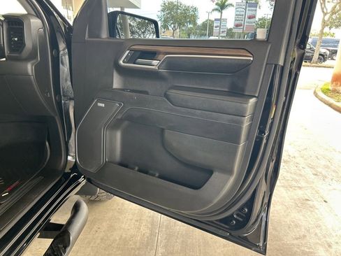 Used 2022 Chevrolet Silverado 1500 LT Trail Boss w/ LT Trail Boss Premium Package image 29