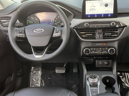 Used 2022 Ford Escape SEL image 14