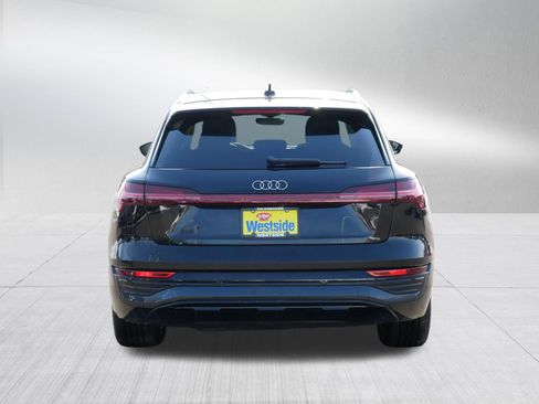 Used 2024 Audi Q8 e-tron Premium Plus AWD/4WD image 6