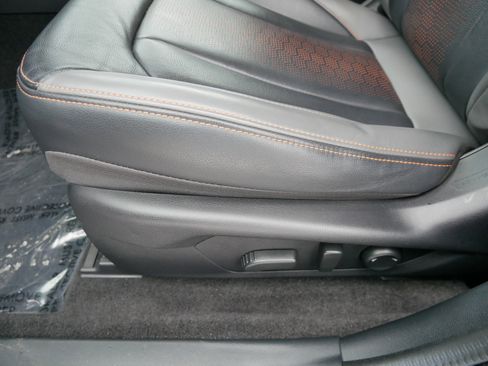 Certified 2024 Subaru Crosstrek 2.5i Limited w/ Crosstrek Mirror Package image 20