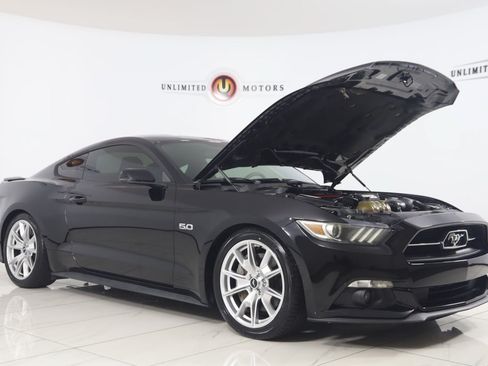 Used 2015 Ford Mustang GT Premium w/ Equipment Group 401A RWD image 22