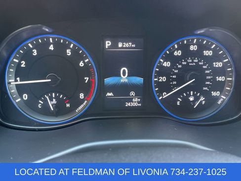 Used 2023 Hyundai Kona SEL image 12