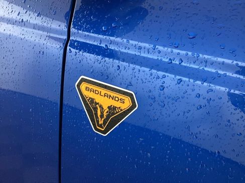 New 2025 Ford Bronco Badlands image 30