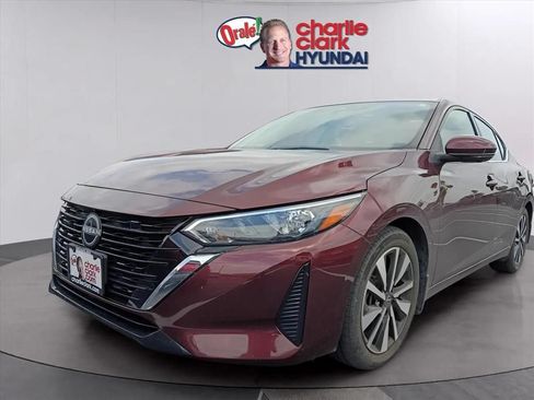 Used 2024 Nissan Sentra SV w/ SV Premium Package FWD image 1