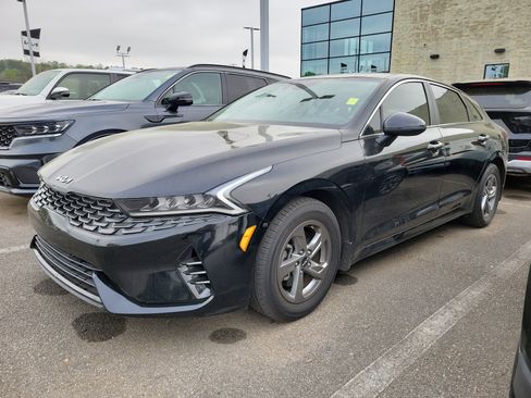 Used 2023 Kia K5 LXS image 3