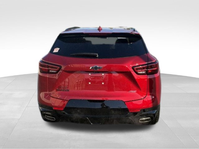 Certified 2024 Chevrolet Blazer RS w/ Driver Confidence II Package FWD image 4