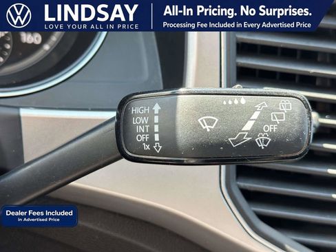 Used 2018 Volkswagen Atlas SE FWD image 25