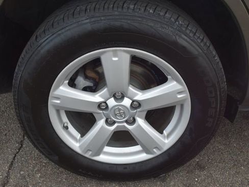 Used 2012 Toyota RAV4 FWD w/ Value Pkg image 38