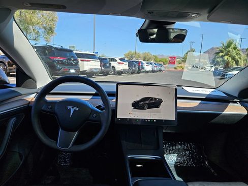 Used 2023 Tesla Model 3 Standard Range RWD image 11