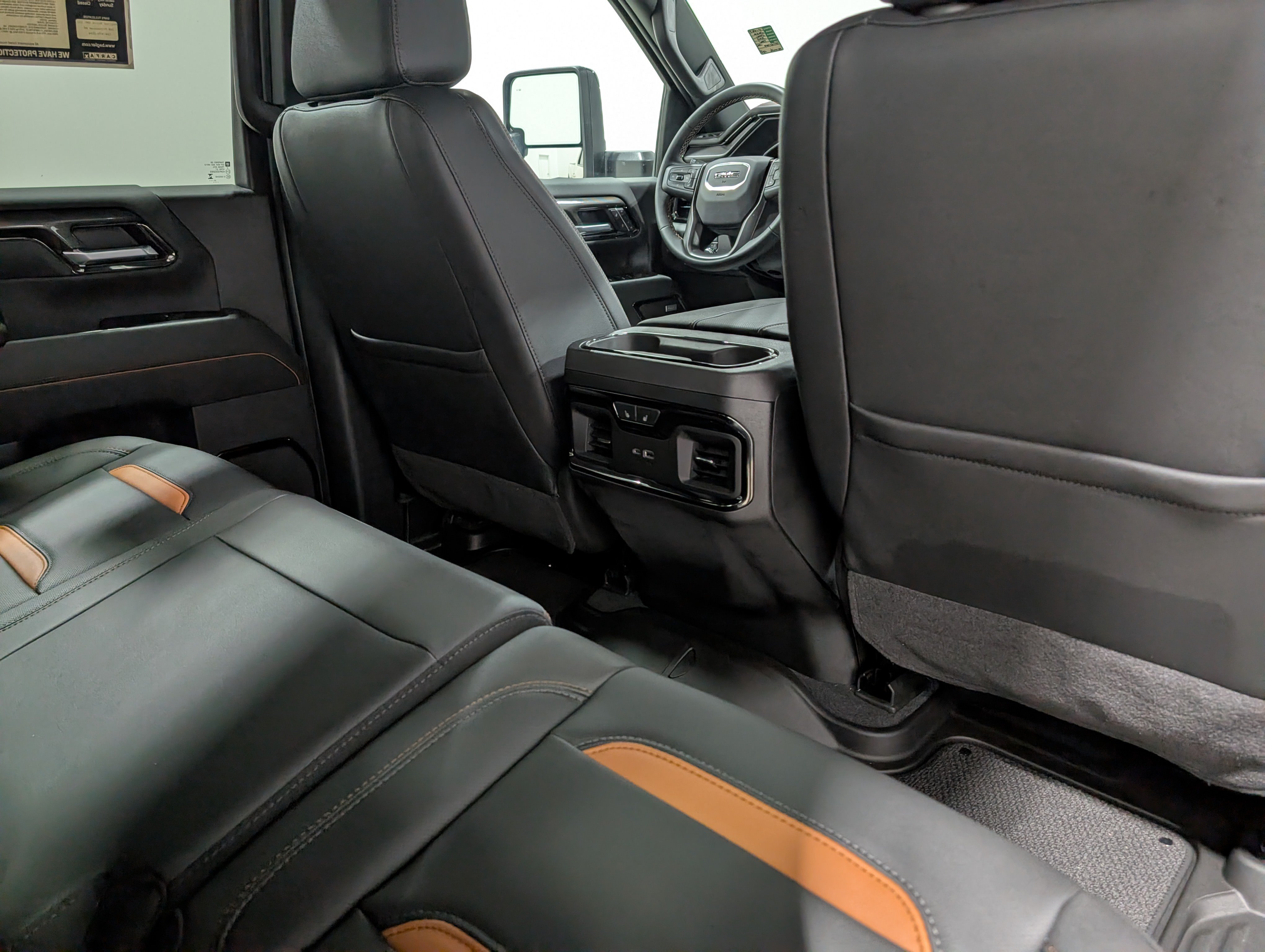 Used 2026 GMC Sierra 3500 AT4 w/ AT4 Premium Plus Package AWD/4WD image 19