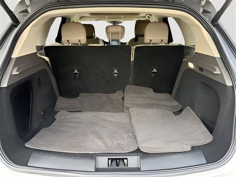 Used 2020 Lincoln Corsair Reserve w/ Equipment Group 201A image 11