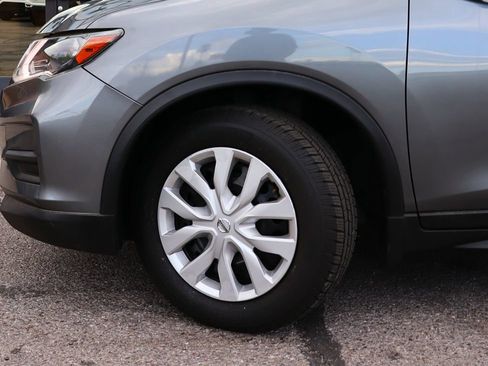Used 2020 Nissan Rogue S FWD image 5