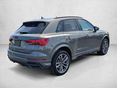 Used 2025 Audi Q3 2.0T Premium w/ Convenience Package AWD/4WD image 5