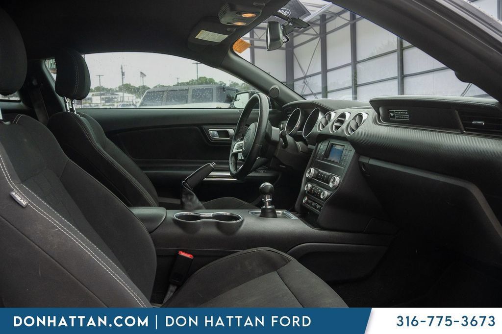 Used 2020 Ford Mustang Coupe RWD image 15