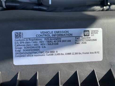 New 2025 GMC Savana 3500 1WT w/ Power Convenience Package image 31