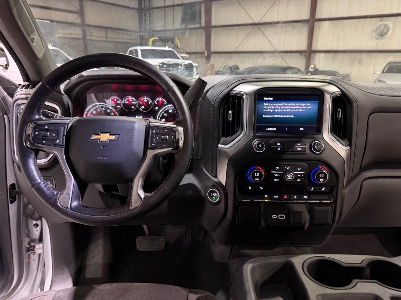 Used 2021 Chevrolet Silverado 1500 LT AWD/4WD image 29