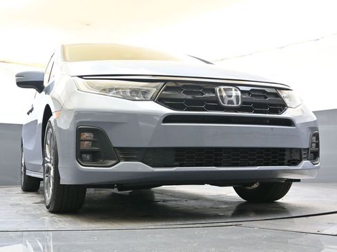 Used 2025 Honda Odyssey Touring image 39