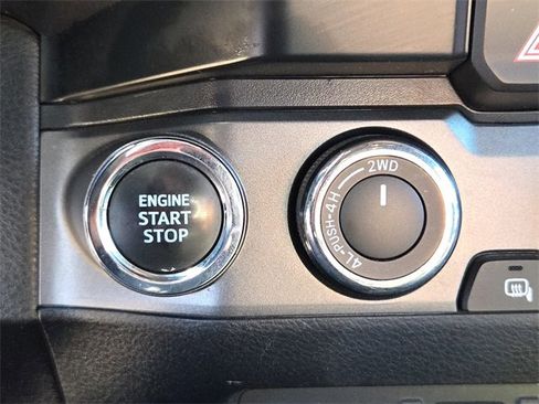 Used 2023 Toyota Tacoma TRD Off-Road image 23