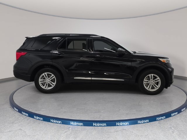 Certified 2023 Ford Explorer XLT w/ Class IV Trailer Tow Package AWD/4WD image 4