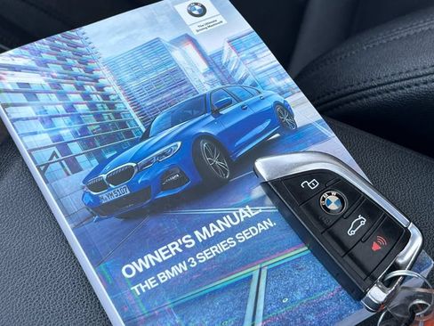 Used 2020 BMW 330i Sedan w/ Convenience Package RWD image 12
