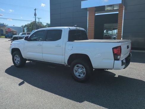 Used 2022 Toyota Tacoma SR w/ SR Convenience Package RWD image 6
