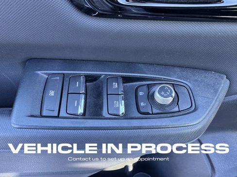 Used 2025 Subaru Forester Limited image 12