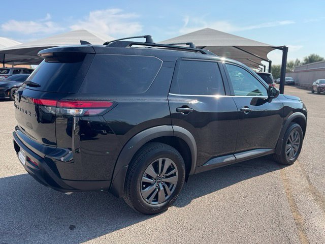 Used 2026 Nissan Pathfinder SV FWD image 6