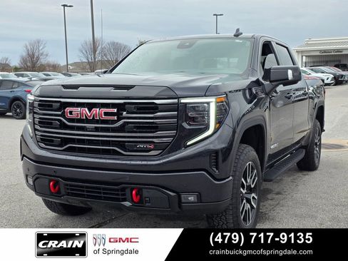 Used 2025 GMC Sierra 1500 AT4 w/ AT4 Premium Package AWD/4WD image 3