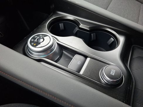 New 2026 Ford Explorer Active image 11