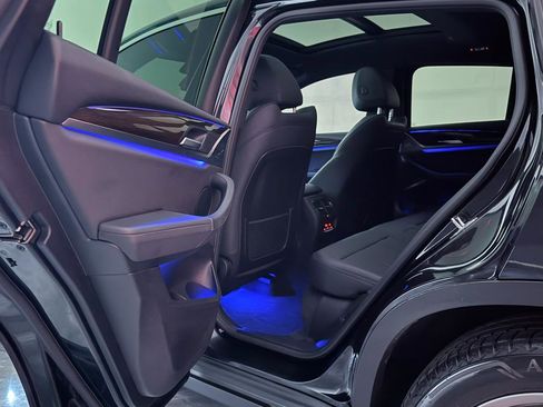 Used 2021 BMW X4 xDrive30i w/ Parking Assistance Package image 21