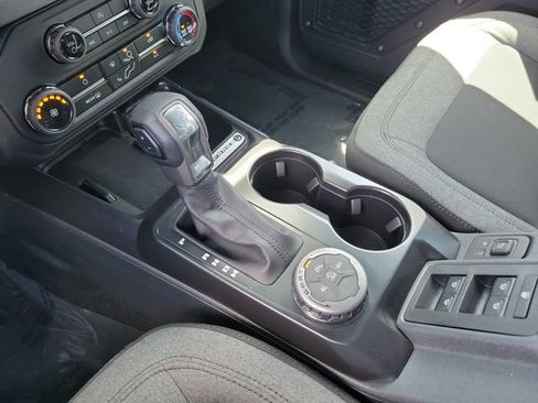Used 2025 Ford Bronco 4-Door image 13