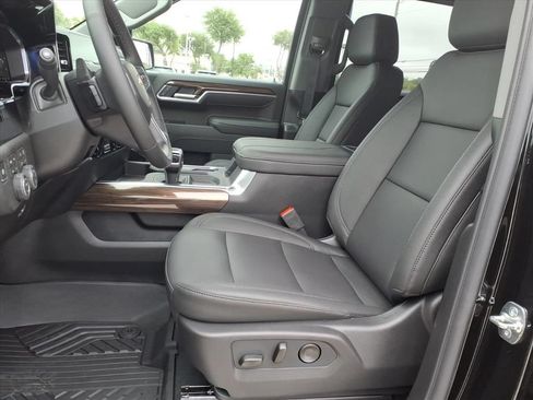 New 2026 Chevrolet Silverado 1500 LT w/ All Star Edition Plus AWD/4WD image 17