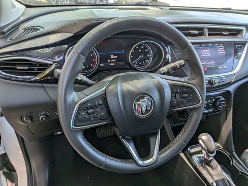 Used 2022 Buick Encore GX Select FWD image 33