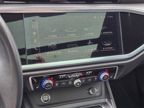 Used 2023 Audi Q3 2.0T Premium Plus image 28