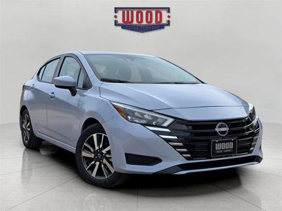 New 2025 Nissan Versa SV w/ Trunk Package