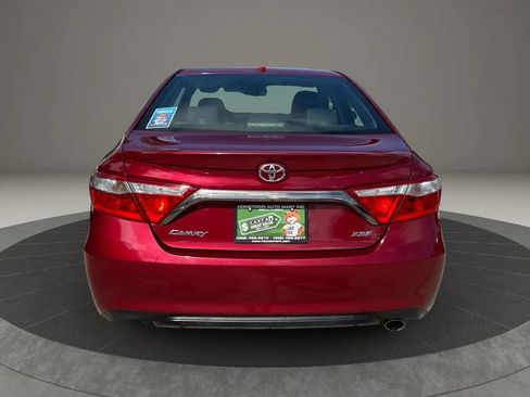 Used 2015 Toyota Camry XSE w/ Moonroof Package FWD image 6