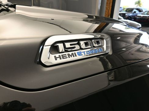 Used 2022 RAM 1500 Laramie image 51