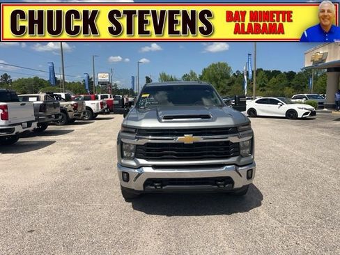 Used 2024 Chevrolet Silverado 2500 LT w/ Convenience Package image 1
