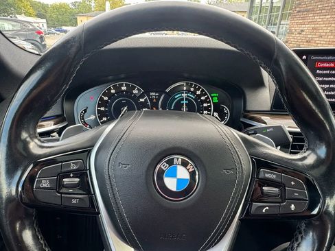 Used 2019 BMW 530e xDrive image 30