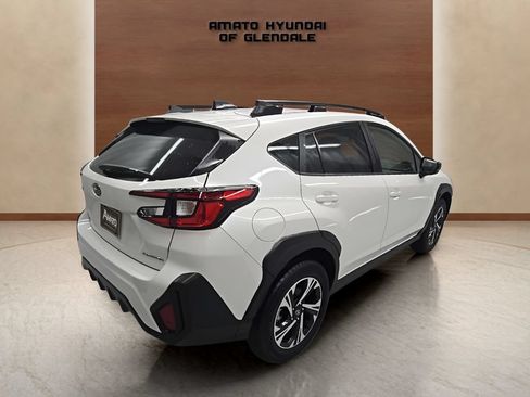 Used 2025 Subaru Crosstrek 2.5i Premium AWD/4WD image 5