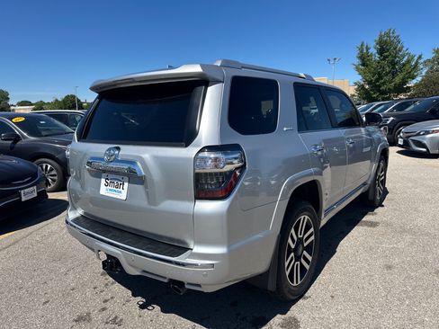 Used 2023 Toyota 4Runner Limited AWD/4WD image 4
