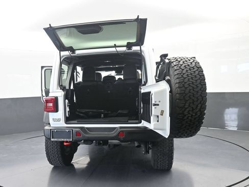 Used 2022 Jeep Wrangler Unlimited Rubicon w/ Xtreme Recon 35" Tire Package AWD/4WD image 77