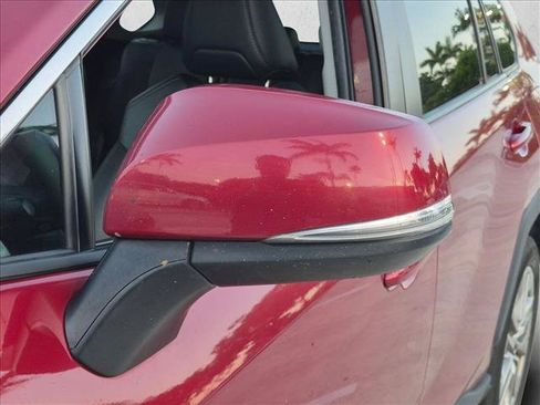 Used 2023 Toyota RAV4 XLE Premium FWD image 8