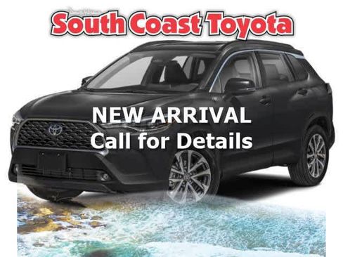 Certified 2025 Toyota Corolla Cross XLE w/ Convenience Package FWD image 1