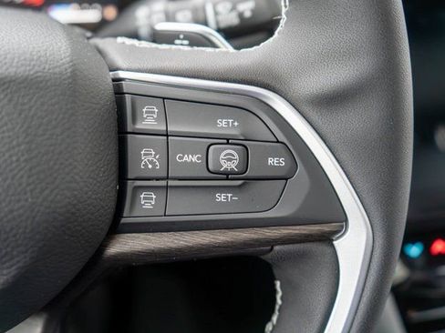 New 2026 Jeep Grand Cherokee Limited w/ Limited Altitude Package image 20