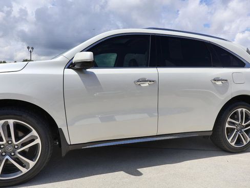 Used 2017 Acura MDX SH-AWD w/ Advance Package image 34