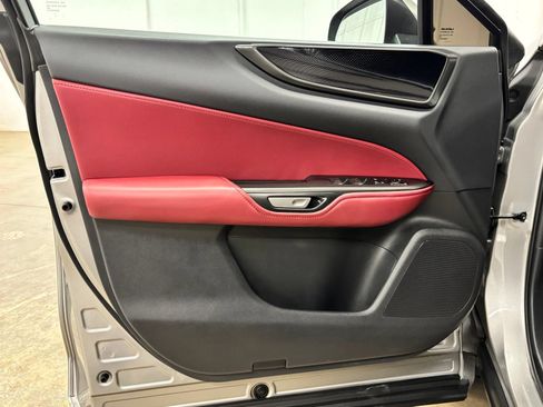 Used 2025 Lexus NX 250 FWD w/ Accessory Package (2T) image 18